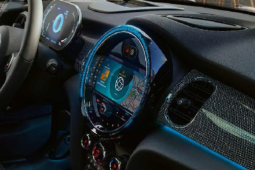 3-Door Hatch touch screen