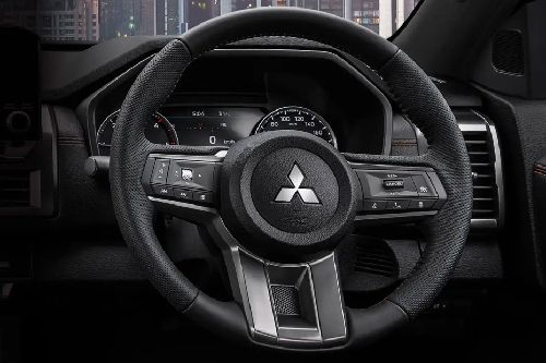 มิตซูบิชิ Triton Steering Wheel