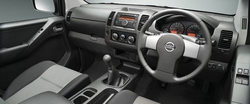 Dashboard View of นาวารา เอ็กซ์-ทีอาร์เอ ซีเอ็นจี