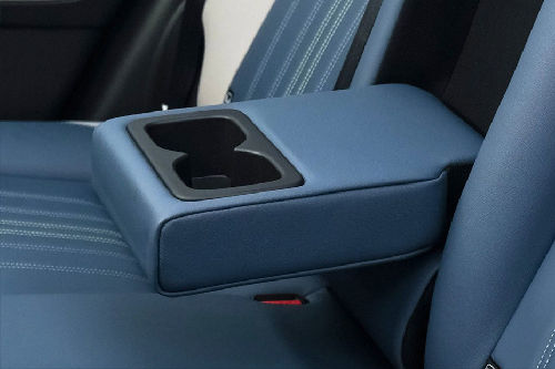 Kicks e-Power Cup Holders