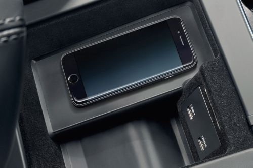 Power Accessories Outlet View of ปอร์เช่ คาเยนน์