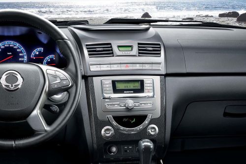 Rexton W Center Console