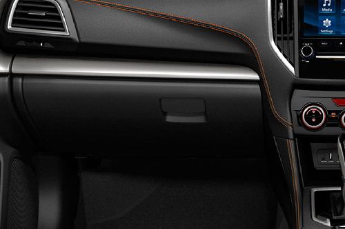 ซูบารุ เอ็กซ์วี Glove Box