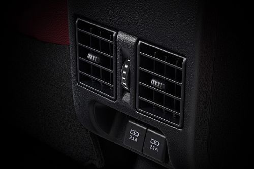 ยาริส เอทีฟ Rear AC Controls