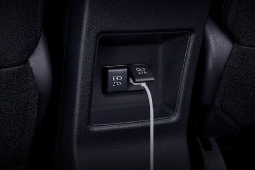 Power Accessories Outlet View of โตโยต้า Veloz