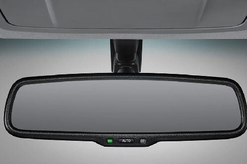 Fortuner Legender Courtesy Lamps