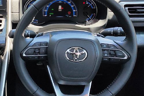 โตโยต้า Innova Zenix Multi Function Steering