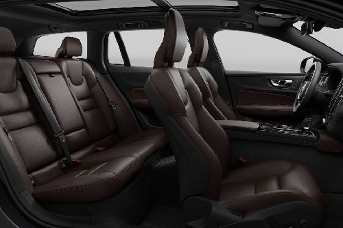 วอลโว่ V60 Recharge Front And Rear Seats Together
