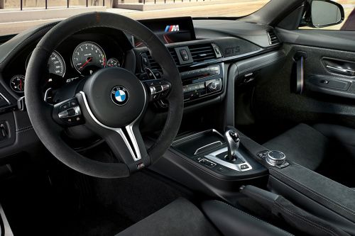 Dashboard View of เอ็ม 4 คูเป้