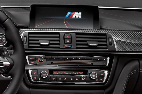 Stereo View of เอ็ม 4 คูเป้