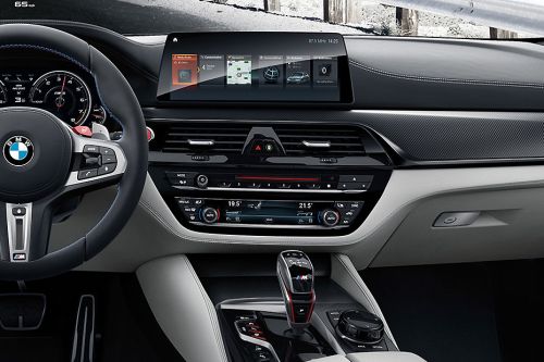 เอ็ม 5 ซีดาน Center Console