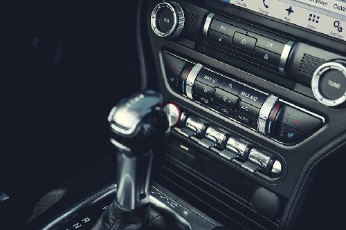 ฟอร์ด Mustang Gear Shifter
