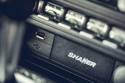 Power Accessories Outlet View of ฟอร์ด Mustang